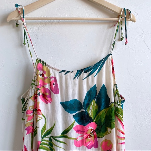 Billabong Dresses & Skirts - Large bow back swing dress/swim cover up.